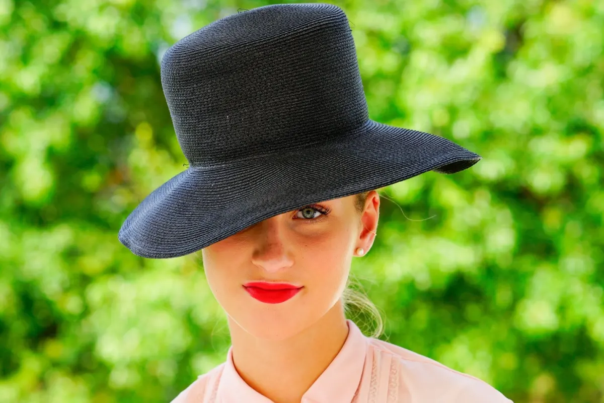 کلاههای تابستانی و آفتابی